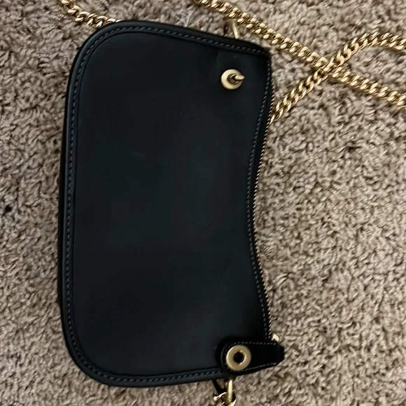 SOLD.          Coach boutique Swinger 20 genuine glovetan Italian leather - Picture 12 of 15